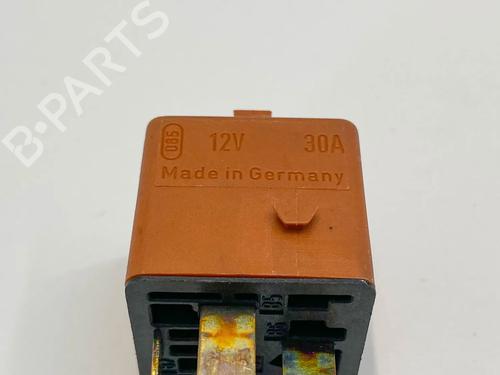 Used Electronic sensor Electronic sensor MERCEDES-BENZ SL (R107) 560 SL (107.048) (230 hp) 36124263 36124263