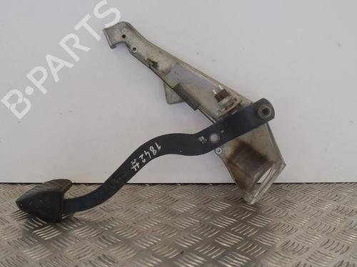Used Break pedal Break pedal MERCEDES-BENZ SL (R107) 450 SL (107.044) (224 hp) 36122159 36122159
