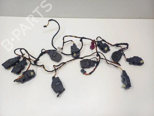 Used Electronic module Electronic module MERCEDES-BENZ SL (R231) 350 (231.457) (306 hp) 40466633 40466633