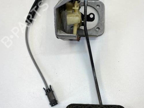 Used Break pedal Break pedal MERCEDES-BENZ SL (R129) 500 (129.068) (306 hp) 36120220 36120220