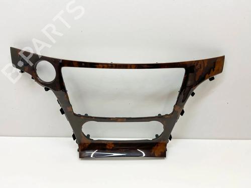 Console centrale Console centrale MERCEDES-BENZ SL (R231) 500 (231.473) (435 hp) 36130404 36130404