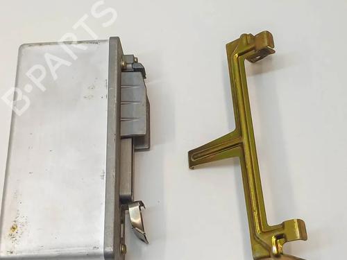 Used Electronic module Electronic module MERCEDES-BENZ SL (R107) 560 SL (242 hp) 39990966 39990966