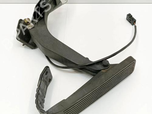 Pedal Pedal MERCEDES-BENZ SL (R129) 320 (129.063) (231 hp) 36119531 36119531