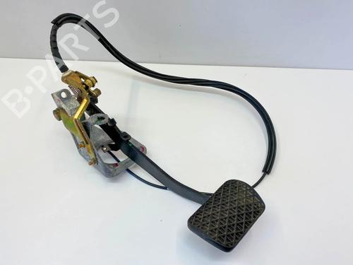 Used Break pedal Break pedal MERCEDES-BENZ SL (R129) 500 SL (129.066) (326 hp) 36121767 36121767