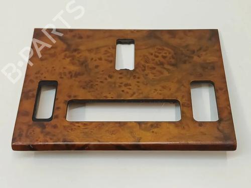Used Middle console Middle console MERCEDES-BENZ SL (R107) 560 SL (242 hp) 39957198 39957198
