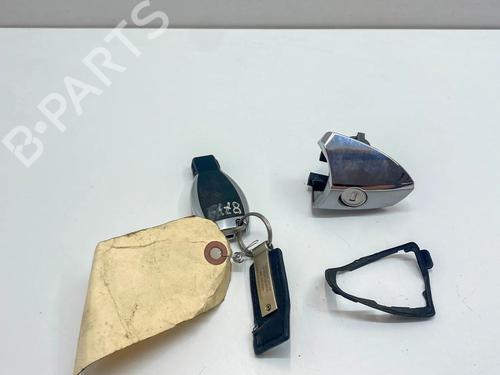 Used Front left exterior door handle Front left exterior door handle 36124498 36124498