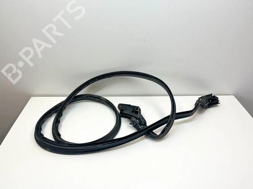 Used Rubber door seal Rubber door seal MERCEDES-BENZ SL (R231) 400 (231.466) (367 hp) 36645865 36645865