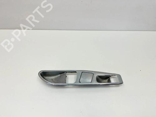 Used Support Support MERCEDES-BENZ SL (R107) 560 SL (107.048) (230 hp) 36131717 36131717