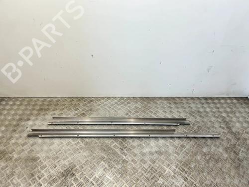 Used Right sideskirt Right sideskirt 36127599 36127599