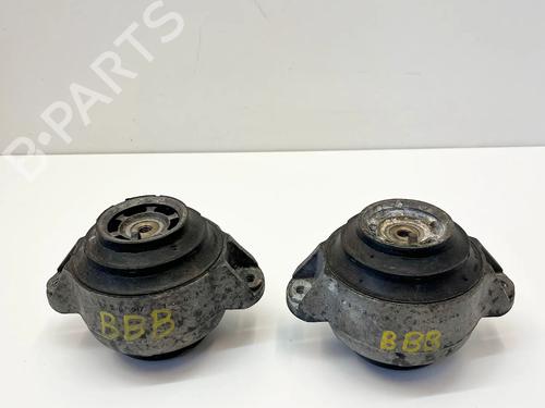 Used Engine mount Engine mount MERCEDES-BENZ SL (R129) 600 (129.076) (394 hp) 36127138 36127138