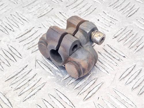 Giunto piantone sterzo Giunto piantone sterzo MERCEDES-BENZ SL (R107) 380 SL (107.045) (204 hp) 36128083 36128083