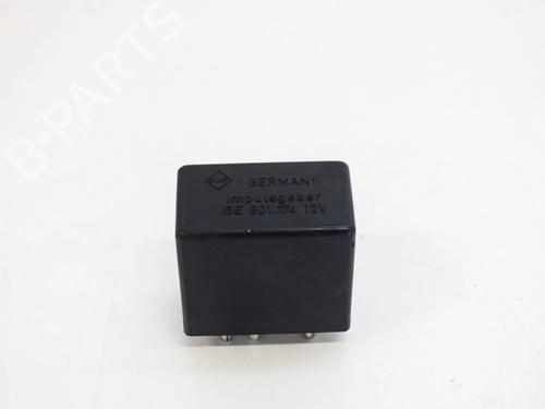 Used Electronic module Electronic module MERCEDES-BENZ SL (R107) 450 SL (107.044) (224 hp) 36132219 36132219