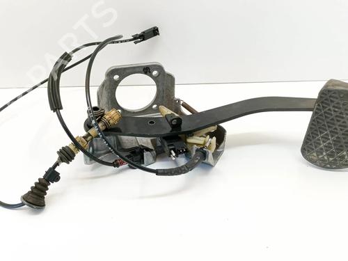 Used Break pedal Break pedal MERCEDES-BENZ SL (R129) 600 (129.076) (394 hp) 36120064 36120064