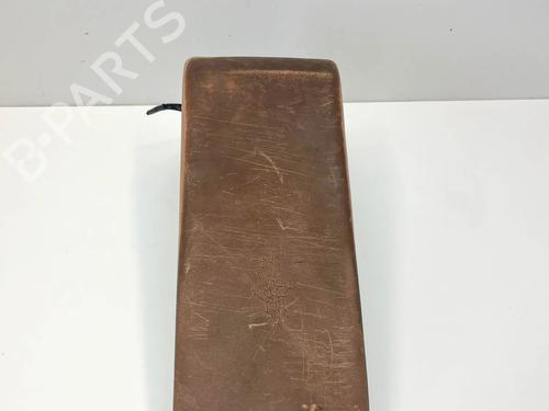 Used Armrest / Center console Armrest / Center console 37221057 37221057
