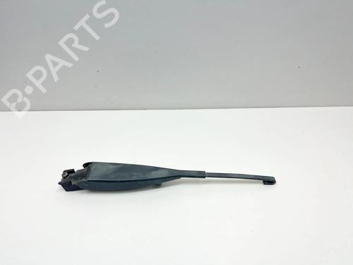 Used Front windshield wiper arm Front windshield wiper arm 37221045 37221045