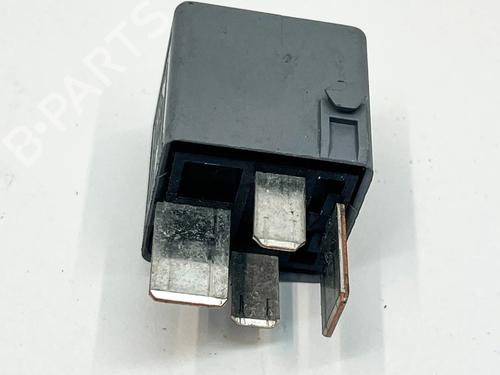 electronic-sensor-mercedes-benz-sl-r230-2001-2002-2003-2004-2005-2006-2007-2008-2009-2010-2011-2012-36131574 main image