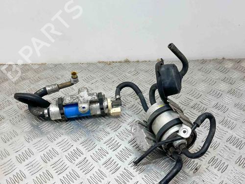 Used Fuel pump Fuel pump MERCEDES-BENZ SL (R230) 500 (230.471) (388 hp) 36128755 36128755