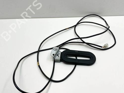 Used Antenna/Base Antenna/Base MERCEDES-BENZ SL (R230) 500 (230.475) (306 hp) 36122720 36122720