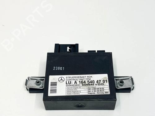 electronic-module-mercedes-benz-sl-r230-2001-2002-2003-2004-2005-2006-2007-2008-2009-2010-2011-2012-36131570 main image