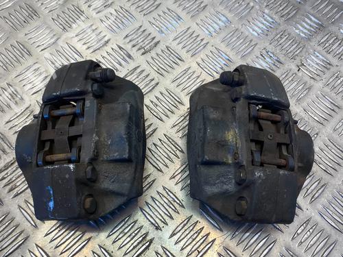 Used Right front brake caliper Right front brake caliper 36121889 36121889