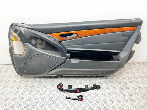 Høyre frontpanel Høyre frontpanel MERCEDES-BENZ SL (R230) 500 (230.475) (306 hp) 36130279 36130279