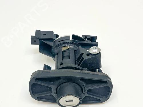 Used Tailgate lock Tailgate lock 36130460 36130460
