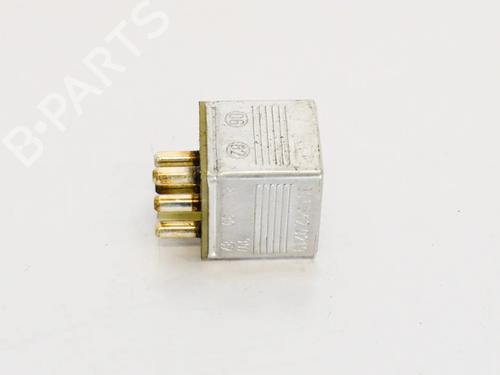Used Electronic module Electronic module MERCEDES-BENZ SL (R107) 280 SL (107.042) (177 hp) 36132102 36132102