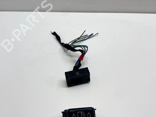 Used Right front window switch Right front window switch MERCEDES-BENZ SL (R129) 500 (129.068) (306 hp) 36124803 36124803