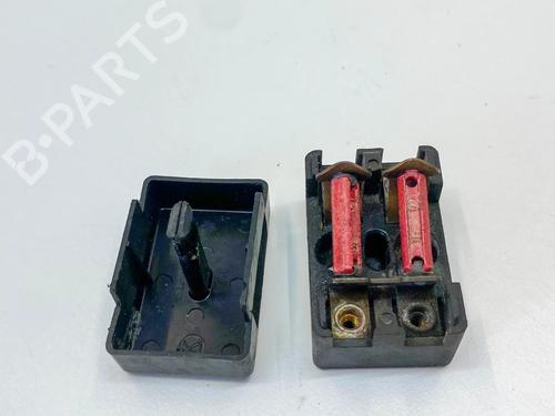 Used Fuse box Fuse box 36122830 36122830