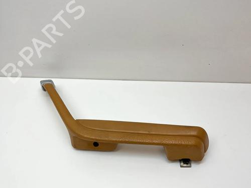 Used Armrest / Center console Armrest / Center console 39229931 39229931