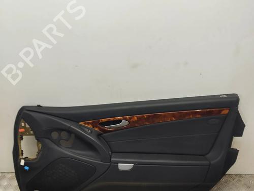 Høyre frontpanel Høyre frontpanel MERCEDES-BENZ SL (R230) 500 (230.471) (388 hp) 36124937 36124937