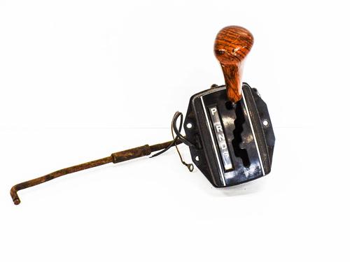 Used Gear lever Gear lever MERCEDES-BENZ SL Coupe (C107) 450 SLC (107.024) (218 hp) 36123347 36123347
