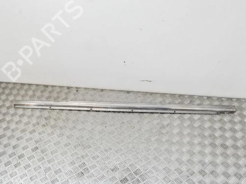 Used Step Step MERCEDES-BENZ SL Coupe (C107) 280 SLC (107.022) (185 hp) 36123995 36123995
