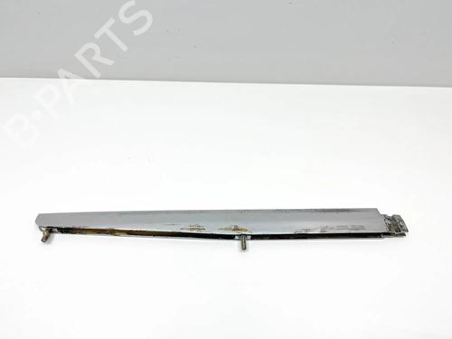 Pynteliste til bagklap Pynteliste til bagklap MERCEDES-BENZ SL (R107) 380 SL (107.045) (204 hp) 36129577 36129577