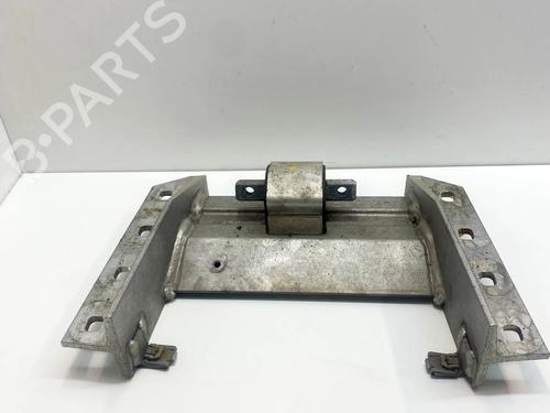 Used Gearbox mount Gearbox mount MERCEDES-BENZ SL (R231) 500 (231.473) (435 hp) 36124471 36124471