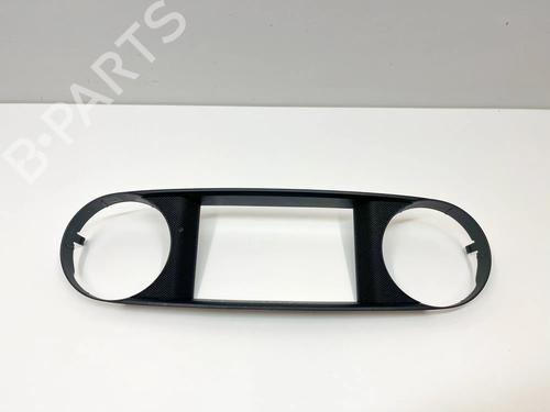 Console centrale Console centrale MERCEDES-BENZ SL (R231) 500 (231.473) (435 hp) 36130408 36130408