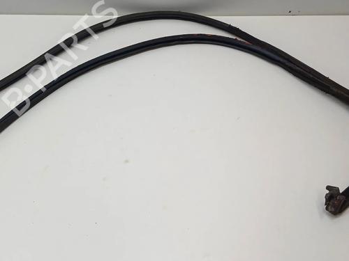 Used Rubber door seal Rubber door seal MERCEDES-BENZ SL (R107) 560 SL (242 hp) 39957172 39957172