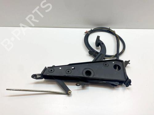 Used Hand brake Hand brake MERCEDES-BENZ SL (R107) 560 SL (107.048) (230 hp) 36126171 36126171