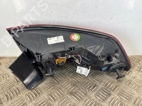 right-taillight-renault-megane-iv-grandtour-k9amn_-2016-40126868 main image