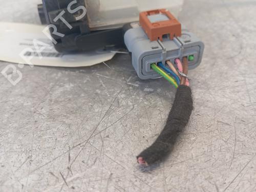 front-right-lock-citroen-c5-aircross-a_-2018-34291760 main image