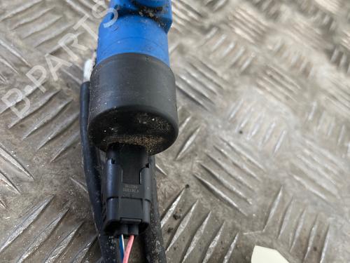Washer pump RENAULT CAPTUR I (J5_, H5_) 1.2 TCe 120 | BP37866474E24 - Image 2