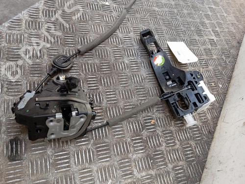 rear-right-lock-renault-captur-ii-hf_-2020-37499910 main image