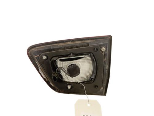 right-tailgate-light-renault-kadjar-ha_-hl_-2015-34294605 main image