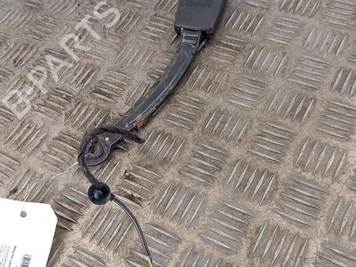 seat-buckle-vw-golf-vii-5g1-bq1-be1-be2-2012-2013-2014-2015-2016-2017-2018-2019-2020-2021-39712162 main image