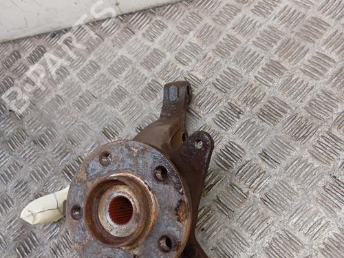 Used Right front steering knuckle Right front steering knuckle OPEL VIVARO A Van (X83) 1.9 DTI (F7) (101 hp) 34296103 34296103