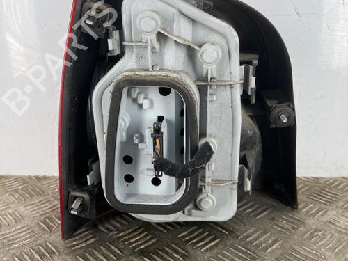 Used Right taillight Right taillight VW POLO IV (9N_, 9A_) 1.2 12V (64 hp) 40200091 40200091