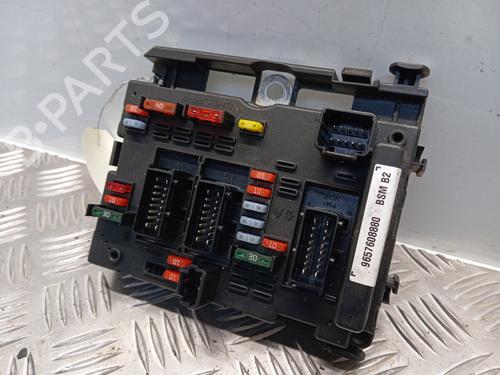 Used Fuse box Fuse box PEUGEOT 206 Hatchback (2A/C) 1.4 HDi eco 70 (68 hp) 34292682 34292682