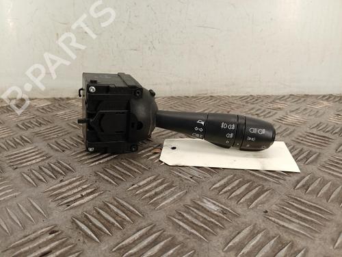 Used Switch Switch DACIA SANDERO II TCe 90 (B8M1, B8MA, B8AC) (90 hp) 40443828 40443828