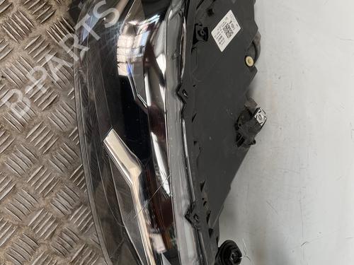 Used Right headlight Right headlight 37866505 37866505