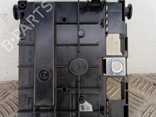 fuse-box-peugeot-5008-0u_-0e_-2009-2010-2011-2012-2013-2014-2015-2016-2017-34296704 main image